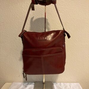 Relic Burgundy Leather Messenger Bag